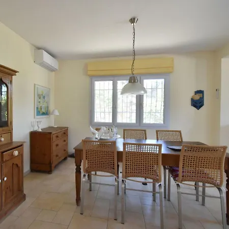Luxurious Holiday In With Swimming Pool Casa de Férias *